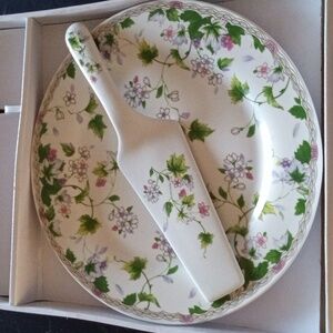 Cake Plate and Matching Knives Set Floral